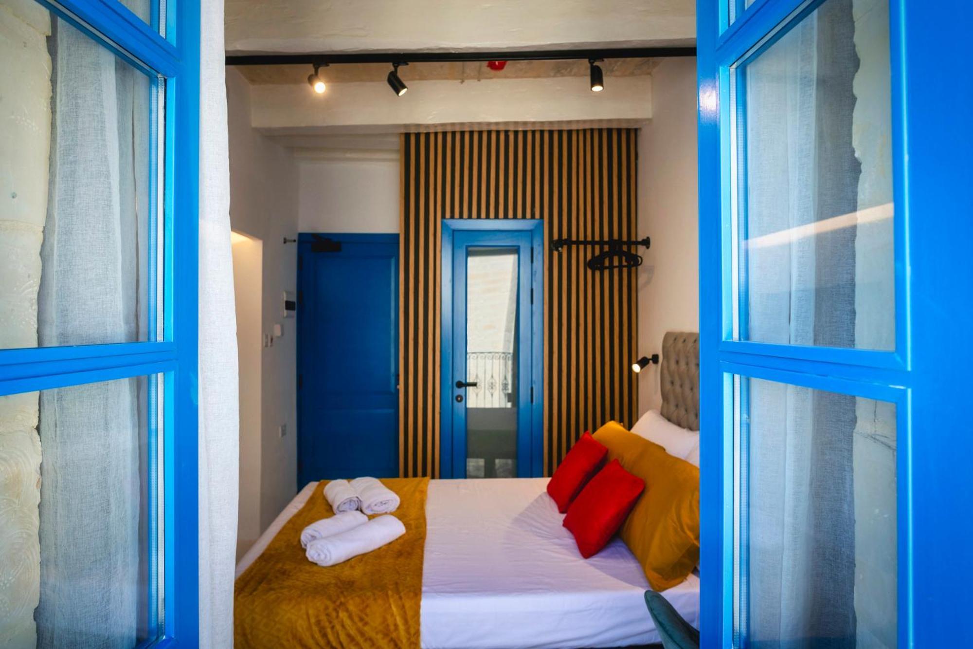 Mandera'S Boutique Suites & Dorms Valletta Exterior photo