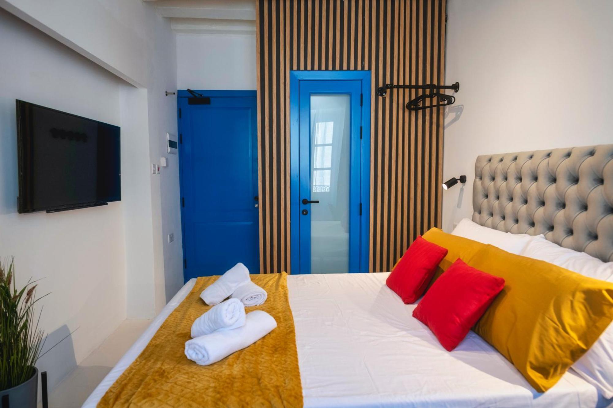 Mandera'S Boutique Suites & Dorms Valletta Exterior photo