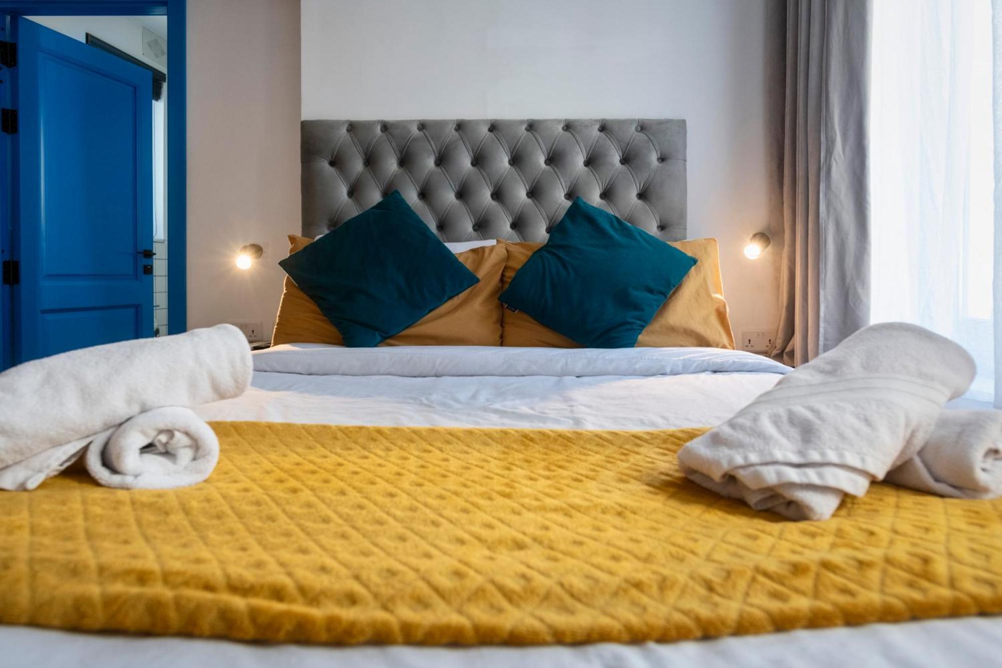 Mandera'S Boutique Suites & Dorms Valletta Exterior photo