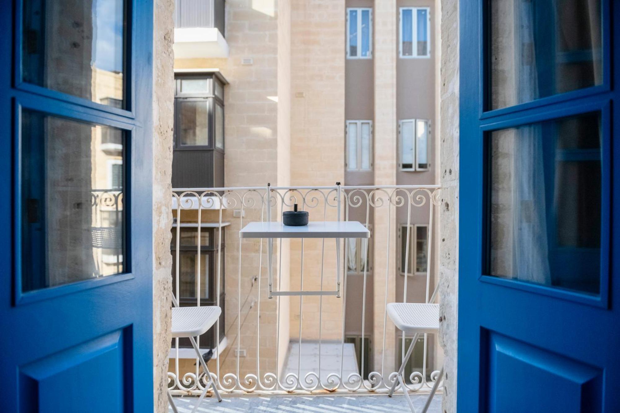 Mandera'S Boutique Suites & Dorms Valletta Exterior photo