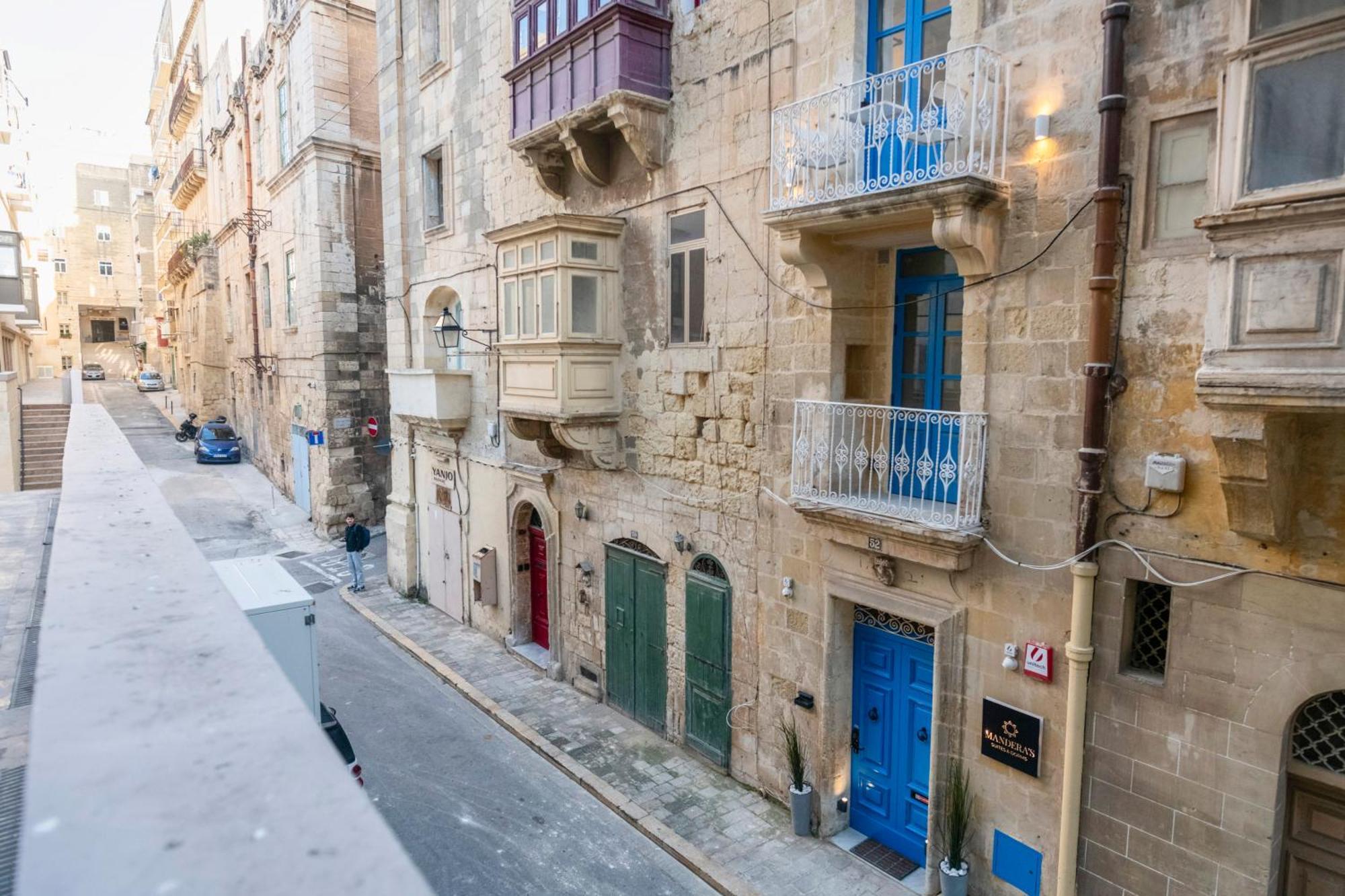 Mandera'S Boutique Suites & Dorms Valletta Exterior photo